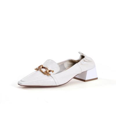 China 2022spring new mid-heel white Anti-slippery pumps fashion all-match commuter single shoes social women's shoes for sale