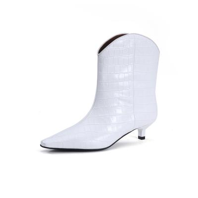 China 2021 Anti-slippery the new winter was the thin white tube low zipper leather boots calf cowboy western women boots for sale