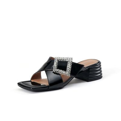 China Fashion Trend Ladies Low Heel Summer Shoes Spring Sandal Woman High Quality Transparent Comfortable Sandals Slippers for sale
