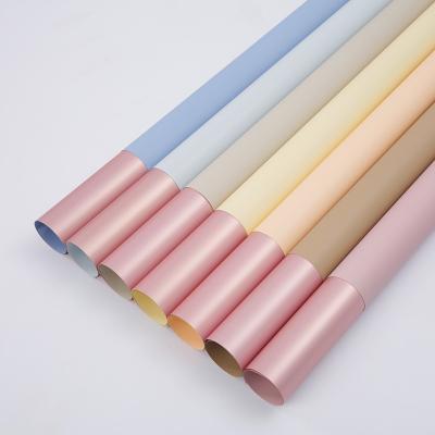 Cina Doppio fiorista su misura Wrapping Paper di colore carta impermeabile del mazzo da 60 micron in vendita