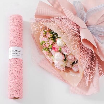 Cina Rotolo impermeabile 50cm*5Y della carta di Mesh Eco Friendly Florist Wrapping del ragno in vendita
