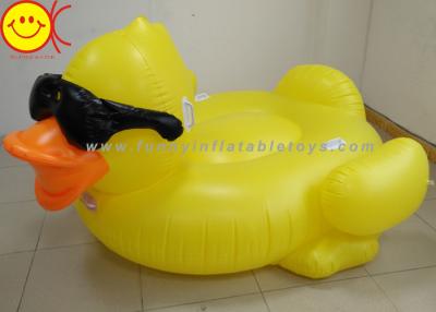 Chine La piscine gonflable de canard de Derby de JEU flotte avec des supports de tasse/poignées à vendre