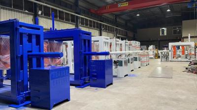 Chine Processus APG avec des moules de machine et APG pour produire des boîtiers électriques à vendre