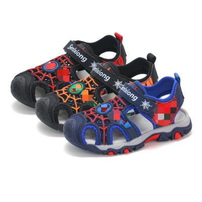 China New 2022 Summer Cartoon Print Sandals Slippers Flat Hollow Out Kids Boy Baby Shoes Slip Non Mesh Kids Sandals Sole Rubber for sale
