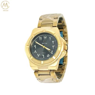 Китай Fashionable Business Quartz Wristwatch With Golden Bezel And Arabic Numeral Dial продается