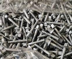 China Factory Custom Railroad Fastener Sleeper Carbon Steel Screw Spikes for sale