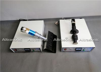 Cina macchina di saldatura a ultrasuoni 2000W per i Nonwovens ed il legame continuo dei materiali compositi in vendita