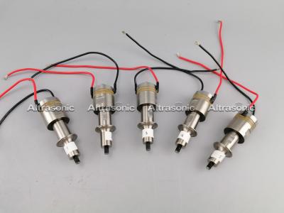 Cina Convertitore ultrasonico d'argento di 60kHz 100W per la sutura arrotolata chirurgica medica in vendita