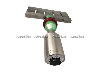 China Máquina de corte ultrassônica do alimento da lâmina Titanium super para cortar o bolo e o queijo à venda