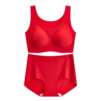 China Red Beautiful Comfort Seamless Underwear Bra Panty Set Wholesale One Piece Back for sale