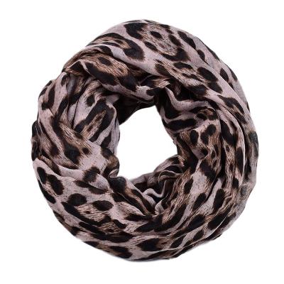 China Hot Sale Loop Women Scarf Leopard Print Ladies Squishy Infinity Scarf for sale