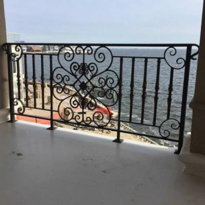 China OEM Fencing Outdoor Metal Railing Front Porch Wrought Iron Railings Outdoor for sale