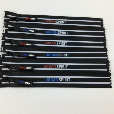 China Fashionable Cheap High Quality Multifunctional Rubber Slider Waterproof Zipper for sale