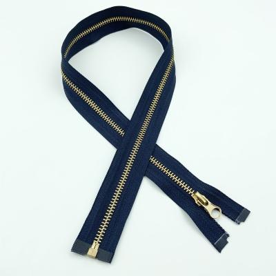 China Auto Lock specializing in manufacturing high end fashion durable brass platinum zipper jeans zipper for sale