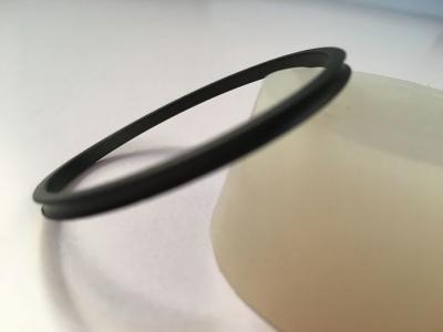 Chine Garniture légère d'anneau de PTFE, garniture de PTFE augmentée par isolation électrique à vendre