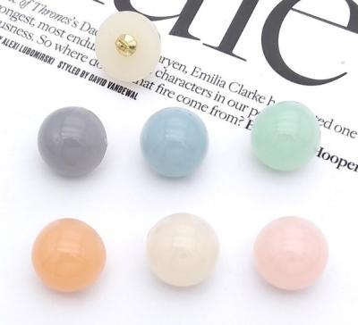 China Favorablestable Sustainable Suit Buttons Fashion Buttons Wholesale Women's Button T-Shirts for sale