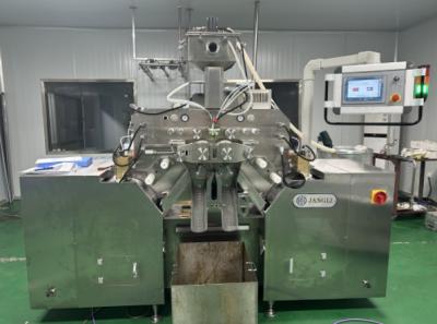 Chine 6 pouces Moteur Servo Moyen Cosmétique Machine de fabrication de gélatine douce capsule Pour les produits de soins de la peau à vendre