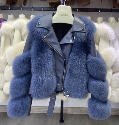 China Breathable short style real fox fur jacket with hood women winter fur coat lady real fur garment for sale