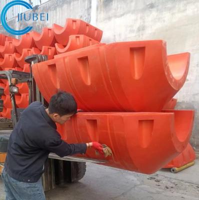 Cina Fluttuatore di tubi in HDPE arancione o giallo con buona flessibilità resistenza all'invecchiamento > 150N in vendita