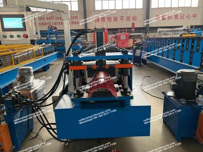 中国 機械、屋根瓦の製造業機械油圧切断を形作る自動リッジの帽子ロール 販売のため