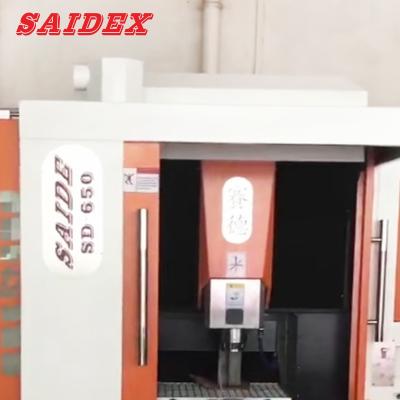 China Máquina prática de corte acrílico de 380V, Máquina de gravação acrílica multifuncional Centro de usinagem CNC à venda