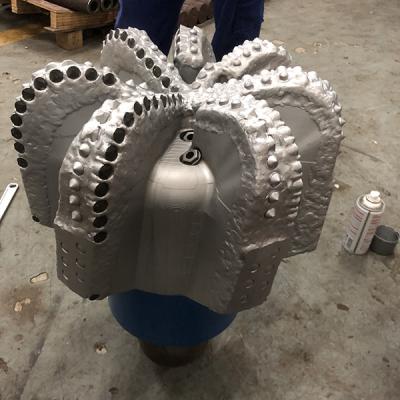 Китай Нефтяное месторождение сверление 17-1/2 дюйма PDC алмазный бит DHT алмазный инструмент сверления продается