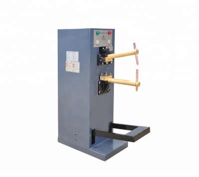 Chine Soudeuse à commande au pied imperméable de tache de la machine 25KVA de soudage par points de pédale à vendre