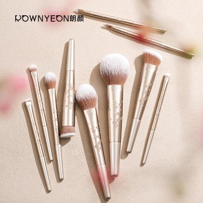 China Best Custom Wholesale 10Pcs Reusable Rownyeon Amazon Wooden Handle Professional Vegan 13Pcs Makeup Brush Set for sale