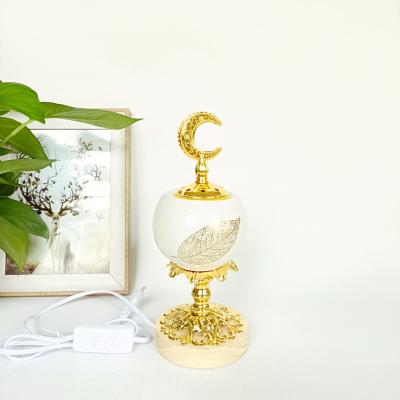 China Antique Elegant Crescent Censer Burner Resin Ramadan Bright Arabic Lanterns Durable Middle Eastern Aromatherapy Decoration for sale