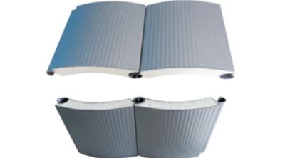 China Puerta del rodillo de la espuma de la PU de la persiana enrrollable que forma la máquina de tipo europeo en venta