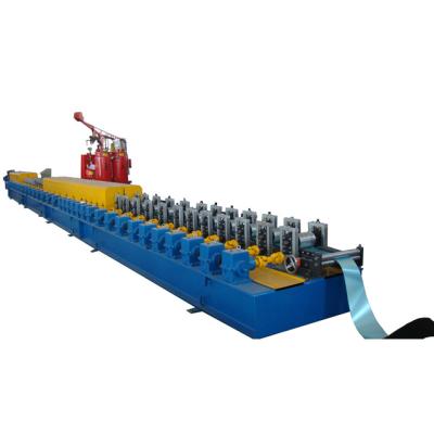 China Puerta del listón de la espuma de la PU que hace máquina el aluminio aislador termal en venta