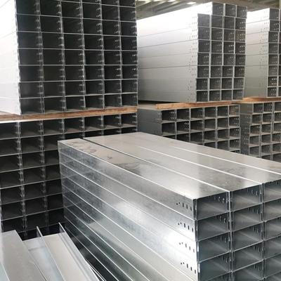 China Heavy Duty Cable Tray With Solid Bottom 50mm Height 500kg Load Capacity for sale