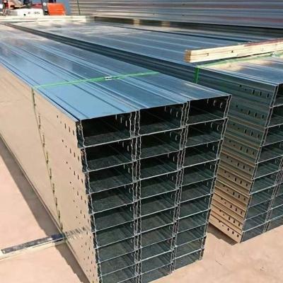 China Solid Bottom Cable Tray 100mm Width With Galvanized Construction And Fire Resistance for sale