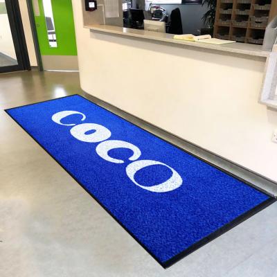 Chine Tapis d'entrée en caoutchouc modernes en caoutchouc fait à la main pour la prière en magasin ou à la maison à vendre