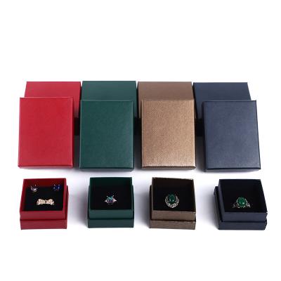 Cina OEM Twill Check Cartone Gioielli Scatola regalo per il Colletto Braccialetto confezionamento in vendita