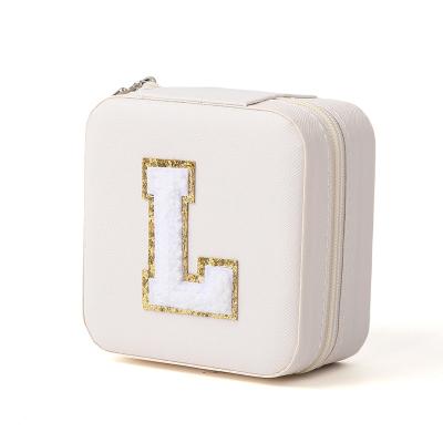 China Kleines weißes Leder Reiseorganisator Gehäuse Schmuck Lagerbox Verpackung zu verkaufen