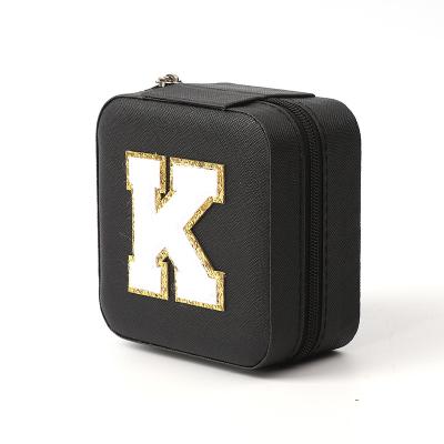 China Luxus Schmuck Geschenk-Speicherbox Custom Logo Portable Kleines Leder Schwarz Organisator Reisetasche zu verkaufen