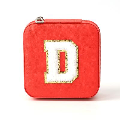China Portable Kleines Leder Rot Schmuck-Speicherbox Gesamtanzeige zu verkaufen