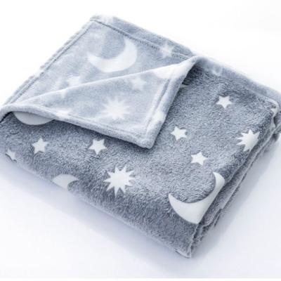 China Anti Dust Mite 100 Polyester Super Soft Glow in The Dark Blanket Flannel Fleece throws Luminous Blanket gift for children for sale