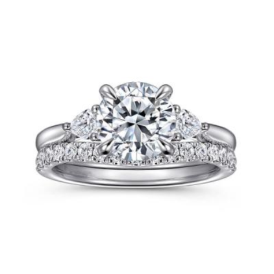 Chine Lab Diamond Wedding Band VVS Clarité HPHT Ronde découpée en laboratoire Anneau de diamant cultivé à vendre