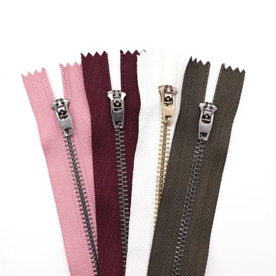 China 2021 Industry 4# Metal Teeth Durable Custom Bronze Strong Zipper End-End For Jeans Jacket for sale