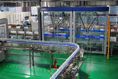 China 48,000 Bottles Per Hour Bottled Water Production Full Line Including Water Treatment System And Blowing, Filling And Capping System Customer Site for sale