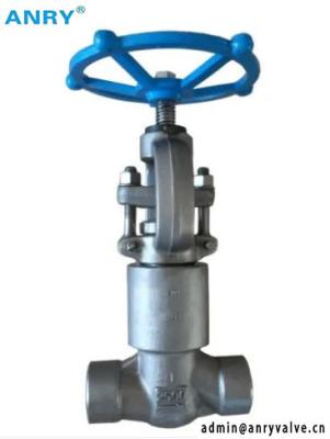 China High Pressure 4500lbs A105 F304 F316 Body Stellite Overlay Plug Disc Globe Valve for sale