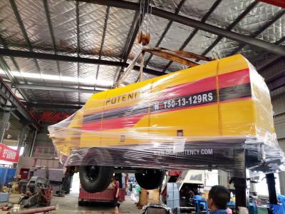 Cina Max.Theoretical Horizontal Reach 810m Trailer Concrete Pump HBT50.13.129RS per applicazioni pesanti in vendita