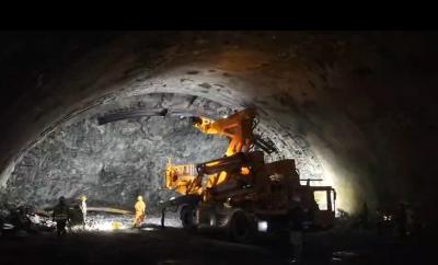 China 10000 × 2800 × 3800 mm Trolley de instalação de arco de dimensão de transporte com 3 barras e diesel elétrico de potência dupla à venda