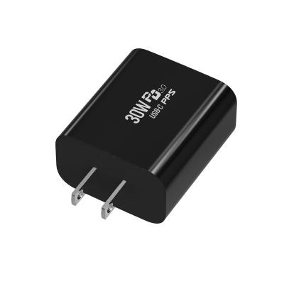 China Universal 30W USB-C-Port GaN Wall PD Quick Charge 3.0 Power Supply Adapter Compatible with MacBook Pro iPad, iPhone and More for sale