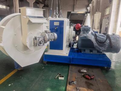 China máquina de madera comercial 200kw del molino de la pelotilla del CPM de 3t/H Ring Die en venta