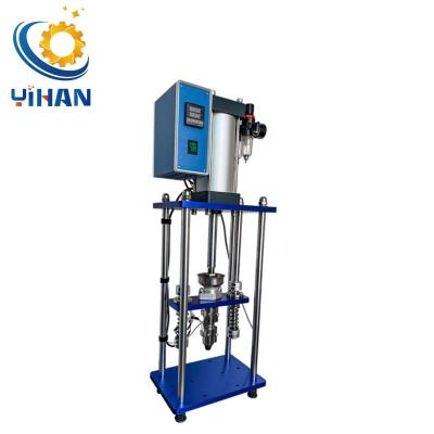 Chine Machine de moulage par extrusion plastique pour tête de charge USB de 60 cm3 à vendre