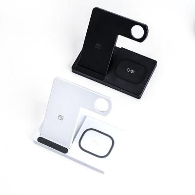 China Multifunctional Wireless Charging Mobile Induction Function Quickly Three In One Smart Watch Radio Charging for sale