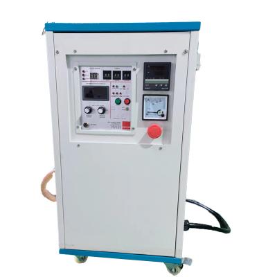 Cina Forno di fusione di induzione del rame 15KW con accuratezza del controllo della temperatura di ±1℃ in vendita